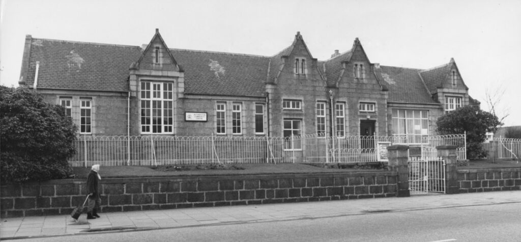 1982 old ruthrieston school